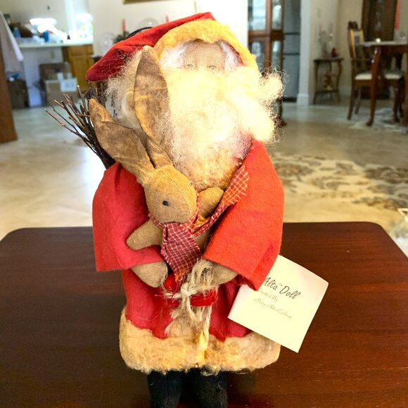 Alta's Heirlooms Handmade Santa with Rabbit #628 Primitive Folk Art Includes Tag - Picture 2 of 7